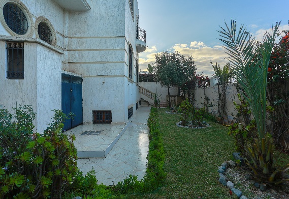 فيلا رفيعة / ليساسفة / الدار البيضاء