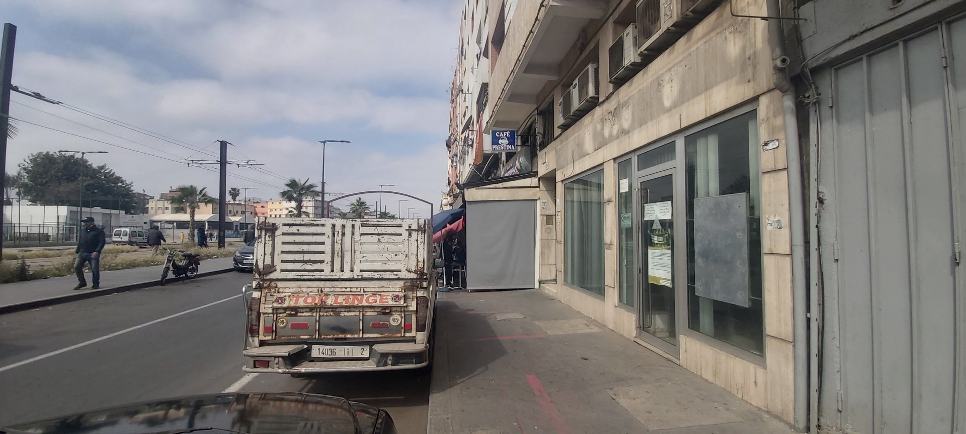 Local commercial aménagé/Boulevard Ali Yaata/Casablanca