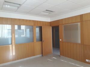 مكتب للبيع في عين السبع