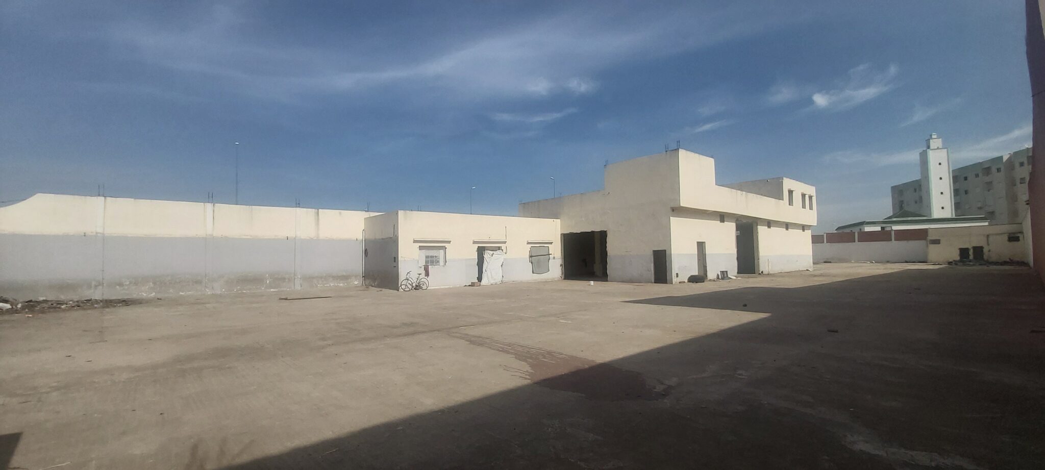 مستودع للبيع في القصر الكبير