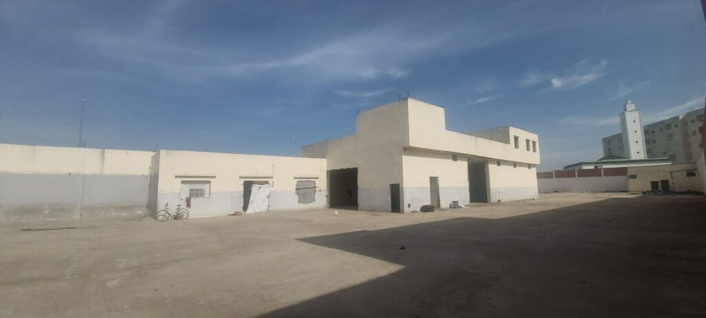 مستودع للبيع في القصر الكبير