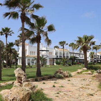 Des villas luxueuses en plein Dar Bouazza