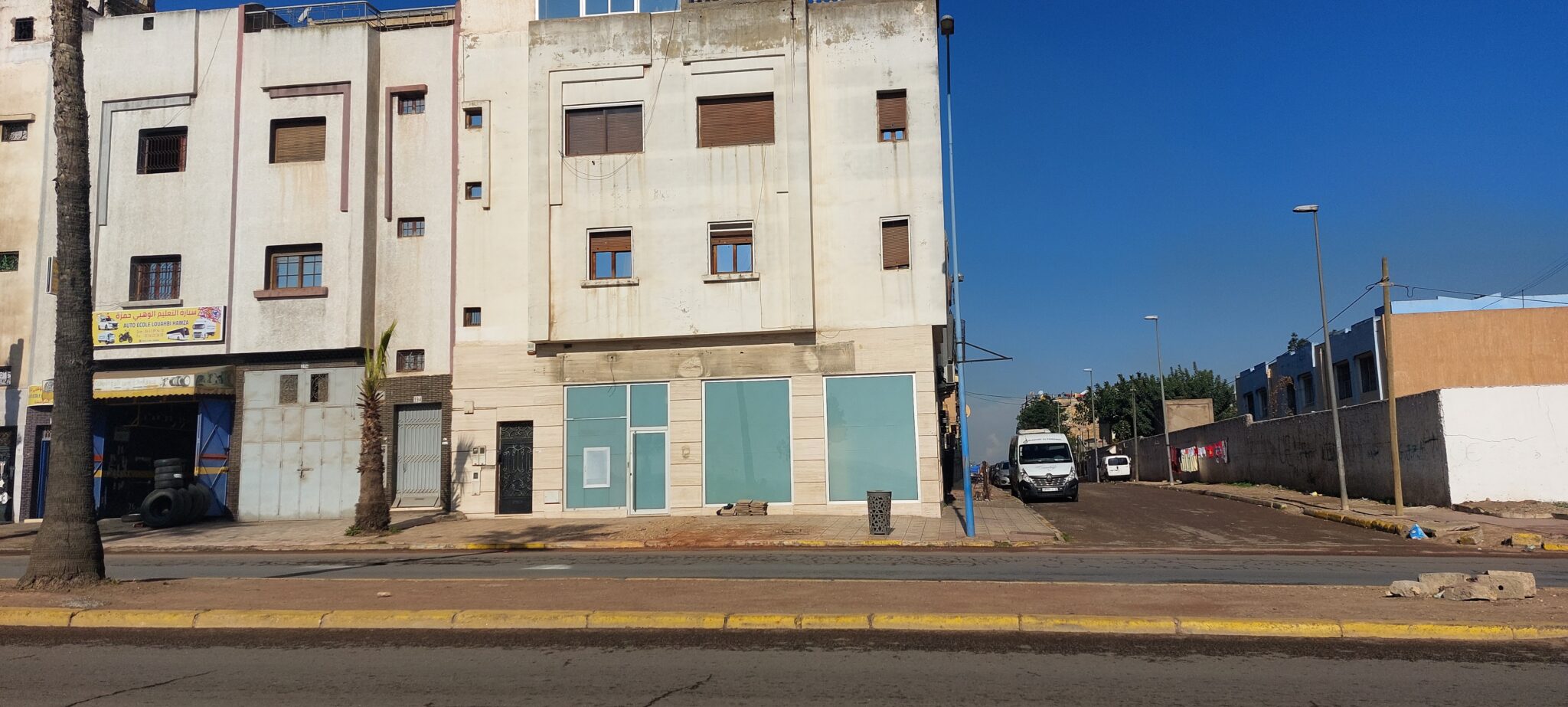 LOCAL COMMERCIAL A VENDRE A CASABLANCA – SIDI MOUMEN