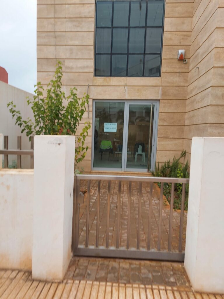 LOCAL COMMERCIAL A VENDRE AU QUARTIER RIAD TOULAL MEKNES